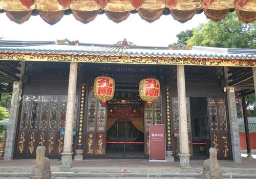 作为佛山旅游名片,这座古庙香火鼎盛,现在半价可赏精美古建筑