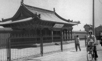 中国著名摄影家任志明先生呼和浩特老照片1000图 一 召城名胜