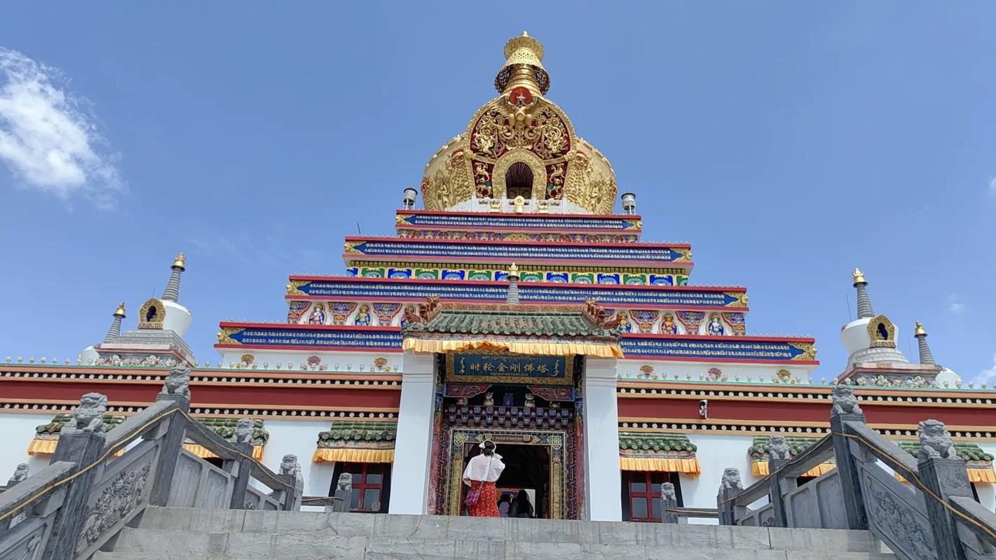 准格尔旗西召一日游 准格尔召旅游区是满世集团着力打造的以召庙区为