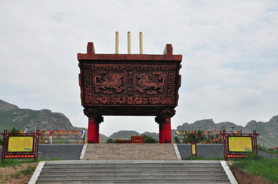 探秘赤峰召庙 草原圣地的历史与文化之旅