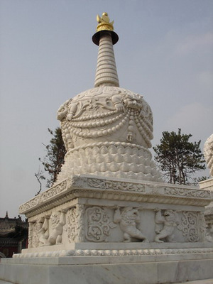 呼和浩特大昭寺 草原上的藏传佛教圣地与召庙文化旅游瑰宝